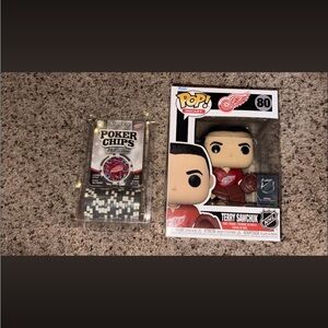 Funko Pop Terry Sawchuk Red and Black Figure with Poker Chips